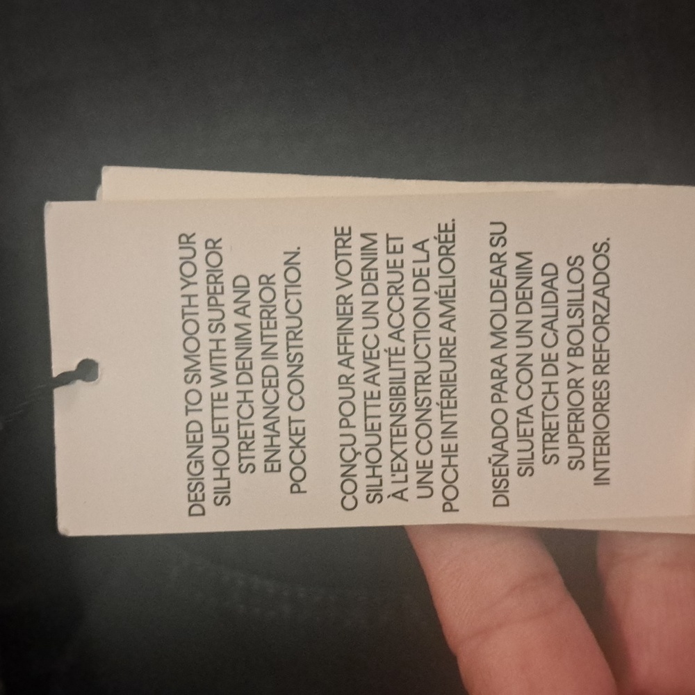 NWT CALVIN KLEIN JEANS - Picture 6 of 9